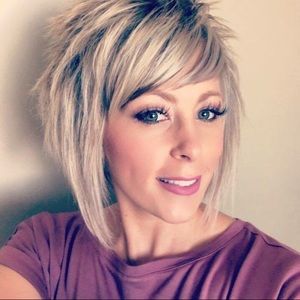 Meet your Posher, Alyx